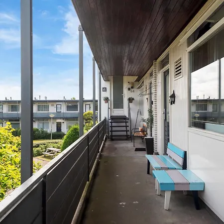 De Schelp 66, Free Parking