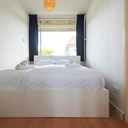 De Schelp 66, Free Parking *