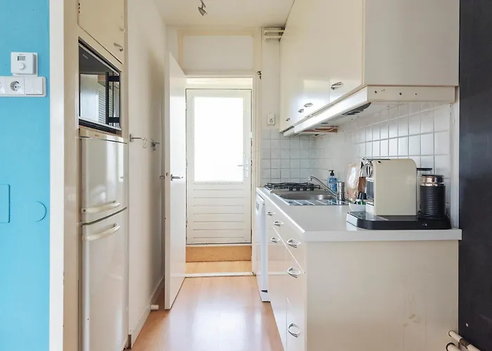 De Schelp 66, Free Parking * Зандфорт