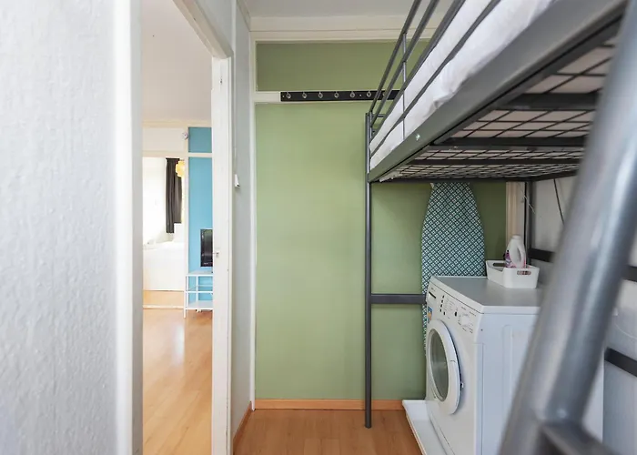 De Schelp 66, Free Parking *